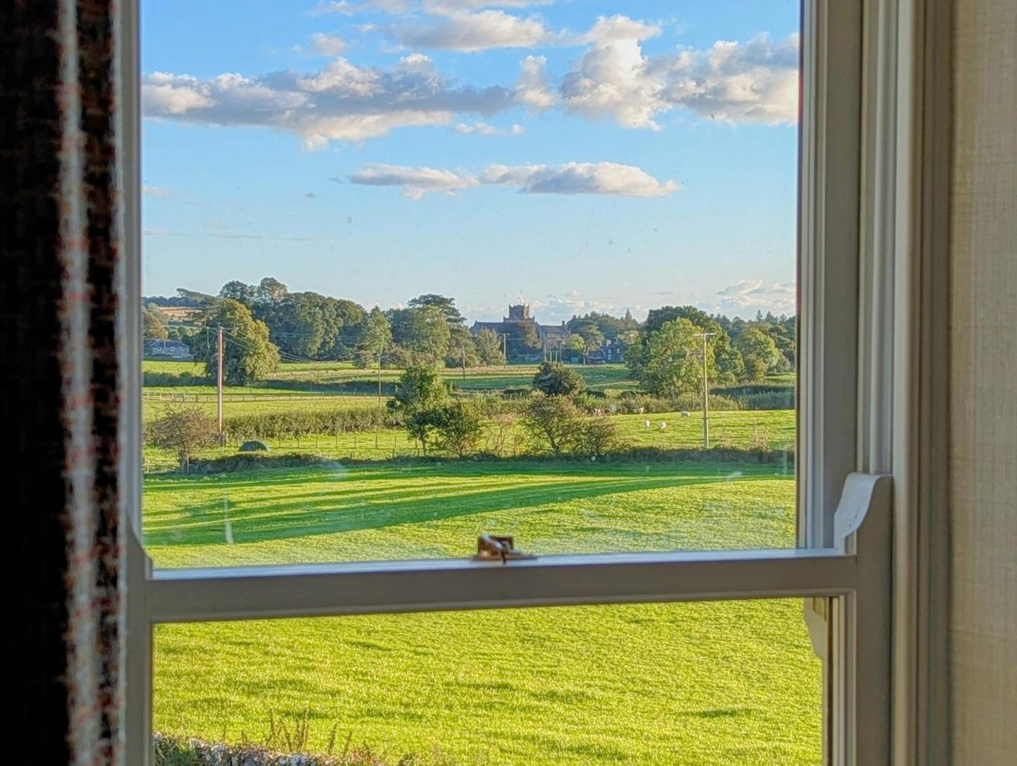 Aynsome Manor Bed & Breakfast Cartmel Luaran gambar